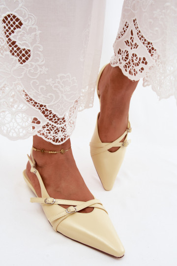 Sandales pour femmes avec brides en cuir synthétique jaune Glamira 2