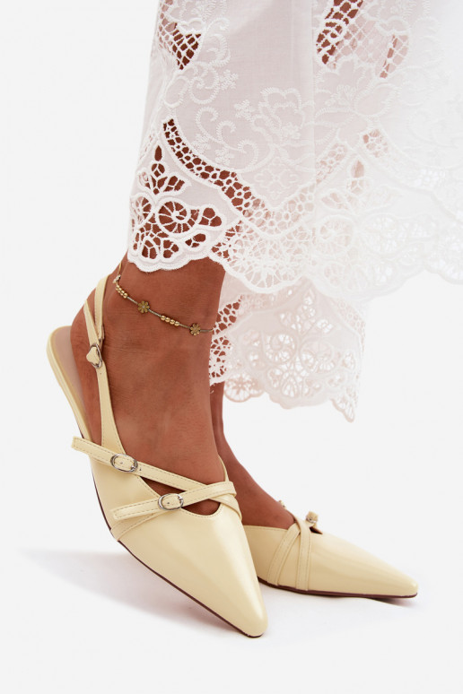 Sandales pour femmes avec brides en cuir synthétique jaune Glamira