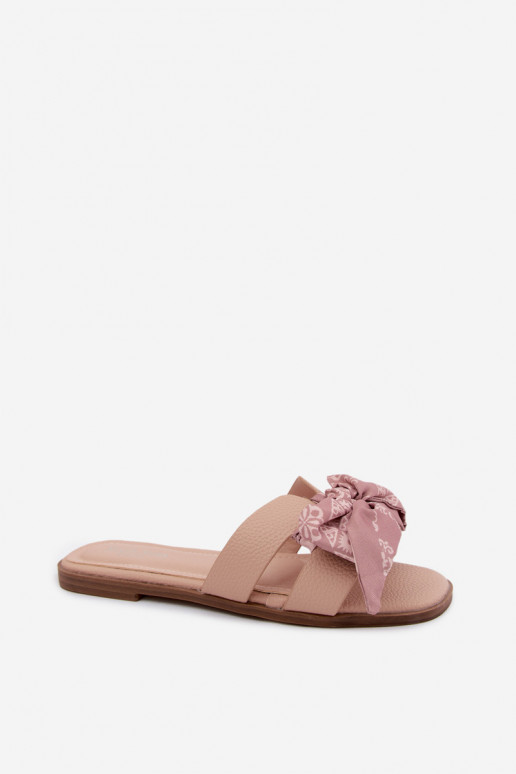 Pantoufles pour femmes avec des talons larges avec des rubans Nude Caprissa