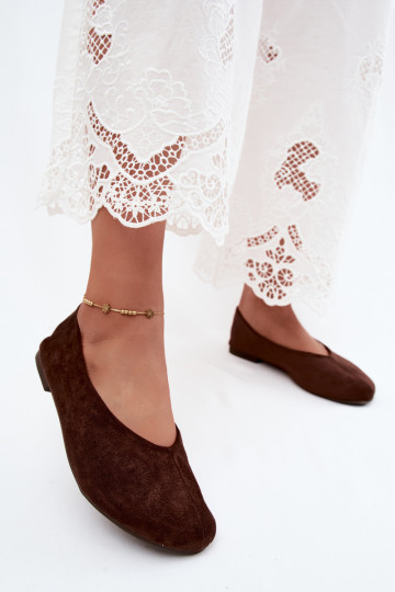 Ballerines en daim synthétique couleur chocolat Camdena 2