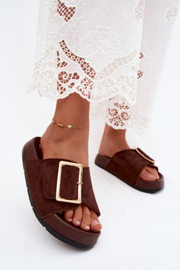 Chaussons CzekoladoĮe pour femmes avec boucles dorées et plateforme en daim synthétique Coralora 2