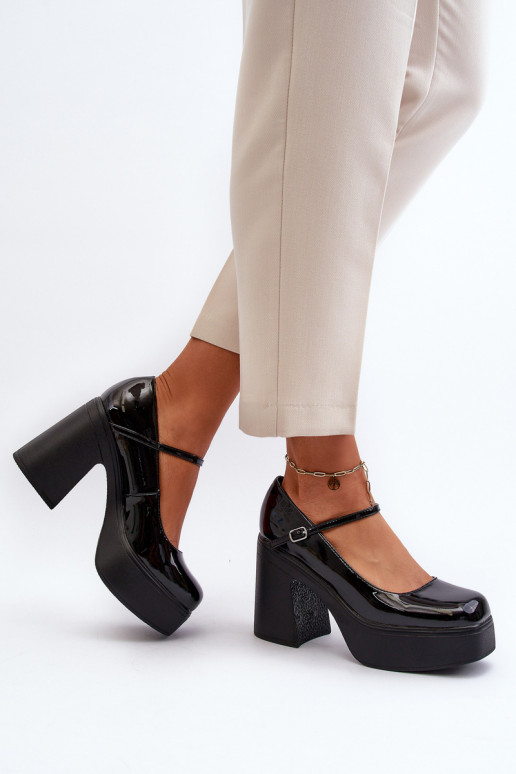 Chaussures noires pour femmes avec effet verni et plateforme Big Star NN274004