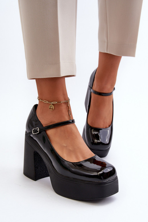 Chaussures noires pour femmes avec effet verni et plateforme Big Star NN274004