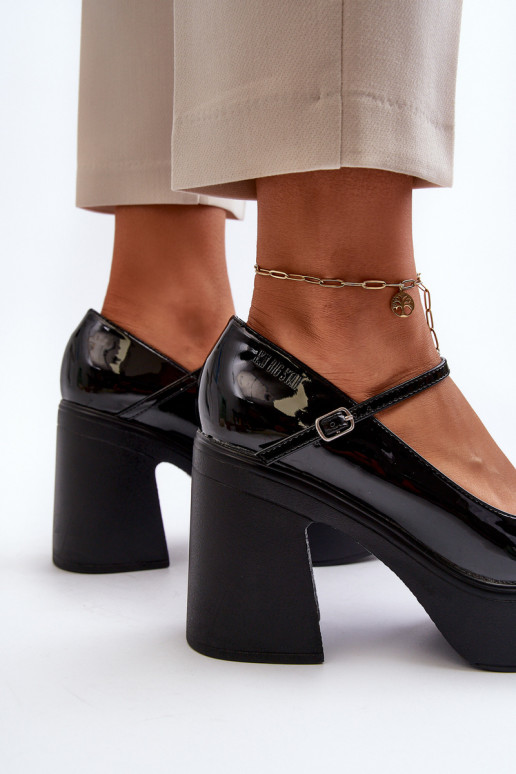 Chaussures noires pour femmes avec effet verni et plateforme Big Star NN274004