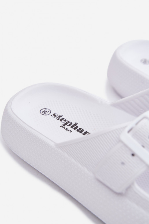 Chaussons pour femmes avec mousse et bandes blanches Sharmen