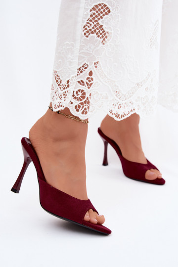 Claquettes avec talons fins en daim synthétique bordeaux Cherryssa