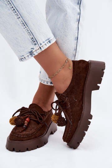 Chaussures avec de beaux détails en daim synthétique chocolat Melonia 2