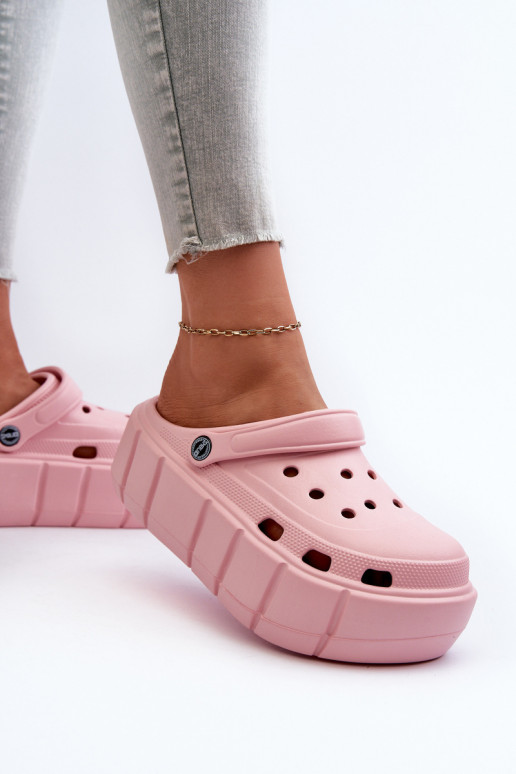 Chaussons légers pour femmes à plateforme en rose Itubia