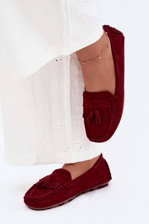 Mocassins pour femmes avec pompons en daim synthétique couleur bordeaux Linden