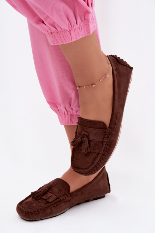 Mocassins pour femmes avec pompons en daim synthétique couleur chocolat Linden