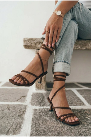 Sandales à talons pour femmes avec lanières couleur chocolat Samara