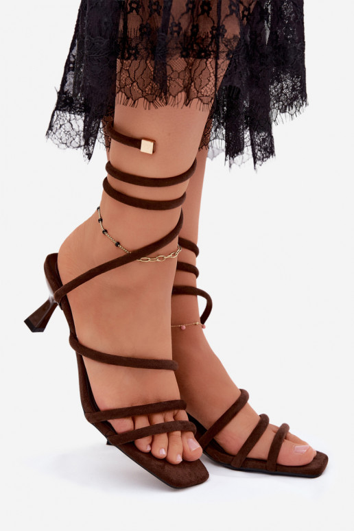 Sandales à talons pour femmes avec lanières couleur chocolat Samara