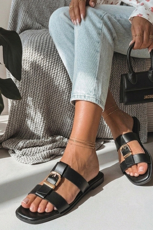 Sabots noirs pour femmes avec boucle décorative Lavinia