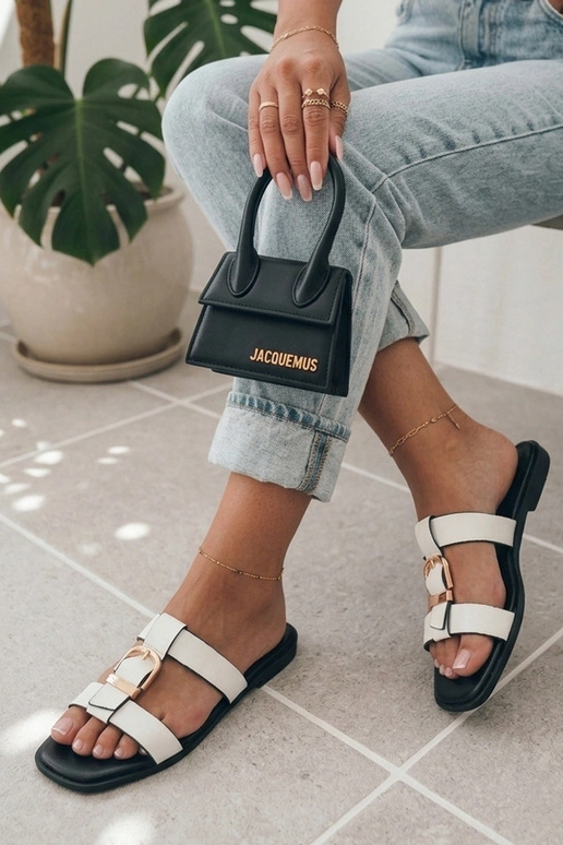 Sabots blancs pour femmes avec boucle Lavinia