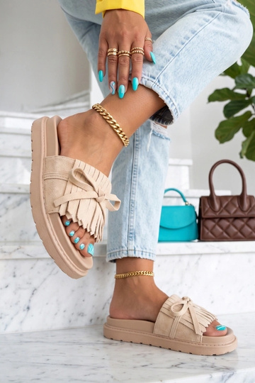 Sabots beiges pour femmes avec franges Florence 2