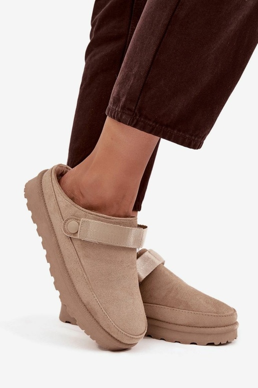 Chaussons chauds pour femmes avec fourrure à l'intérieur sur plateforme couleur sable Azida