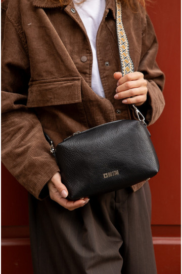 Petit sac noir avec poignées décorées Big Star OO574091