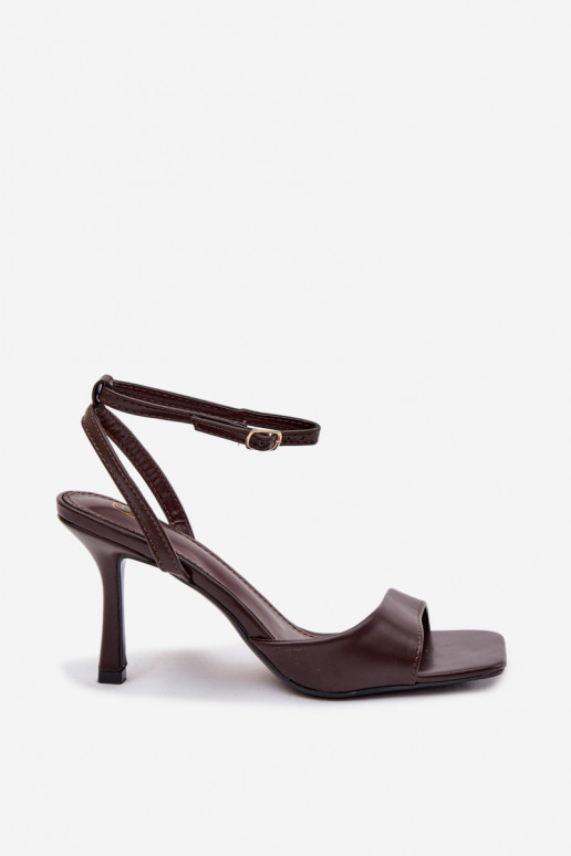 Sandales pour femmes à talons fins en simili cuir CzekoladoĮe Brisora
