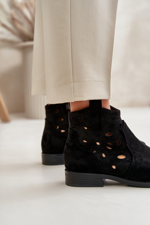 Bottes pour femmes avec éléments en dentelle en noir S.Barski HY42-081