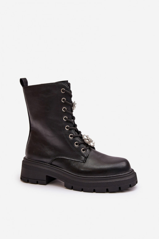 Bottines de travail pour femmes avec des embellissements en cuir synthétique de couleur noire Kristines