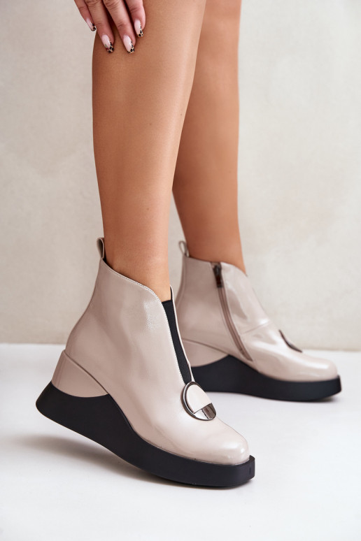 Bottines couleur sable avec plateforme et effet verni D&A MR880-136
