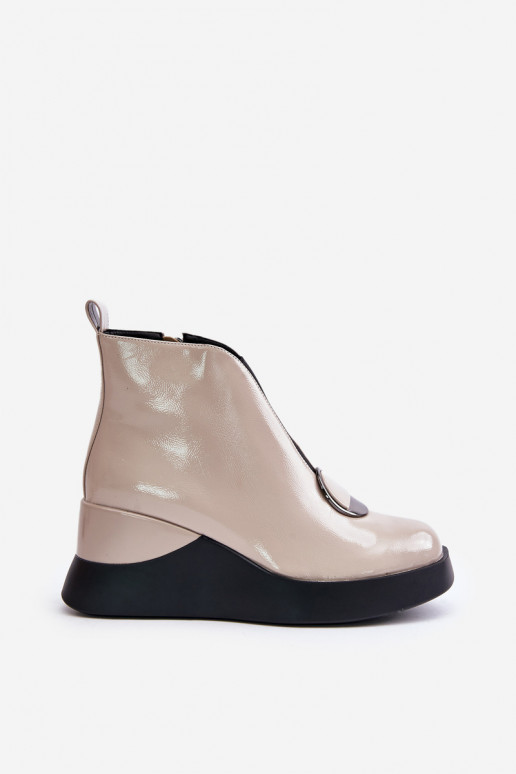 Bottines couleur sable avec plateforme et effet verni D&A MR880-136