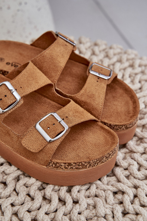Chaussons à plateforme pour femmes avec boucles en brun Aramia