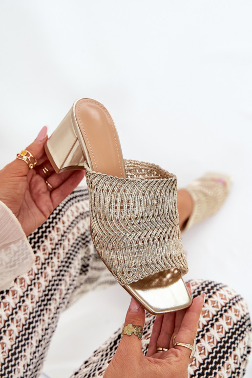 Chaussons pour femmes avec tressage et talons en or Ciariloria