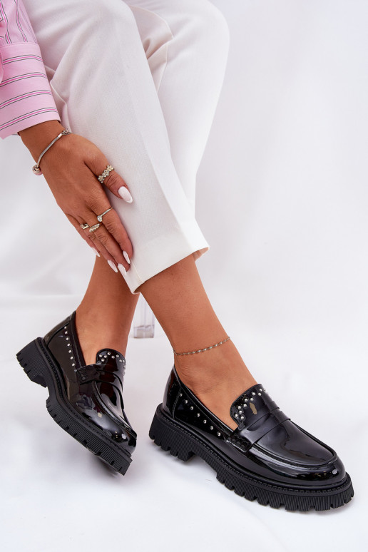 Mocassins pour femmes avec effet verni en noir Įjungtallae
