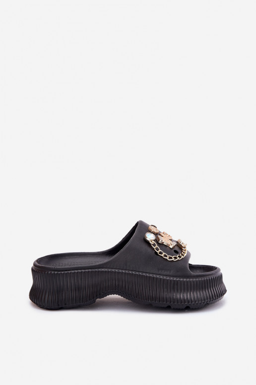Chaussons légers pour femmes avec détails dorés et clips en noir Hortiana
