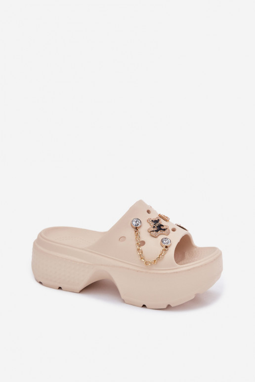 Chaussons légers pour femmes sur plateforme avec détails dorés et clips en sable Ivoriel