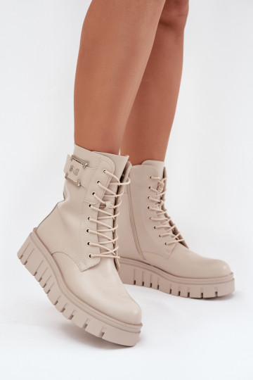 Bottines isolées avec plateforme et détails décoratifs en ivoire Lyrana