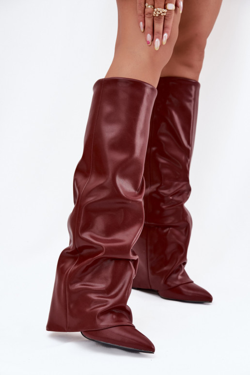 Bottes isolées pour femmes jusqu'au genou avec talons en bordeaux Elivira