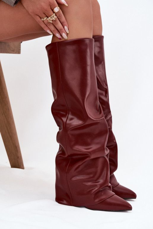 Bottes isolées pour femmes jusqu'au genou avec talons en bordeaux Elivira