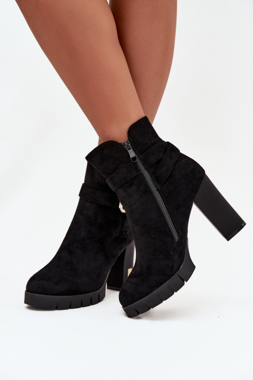 Bottines pour femmes chaudes avec boucles, noires Nolivira