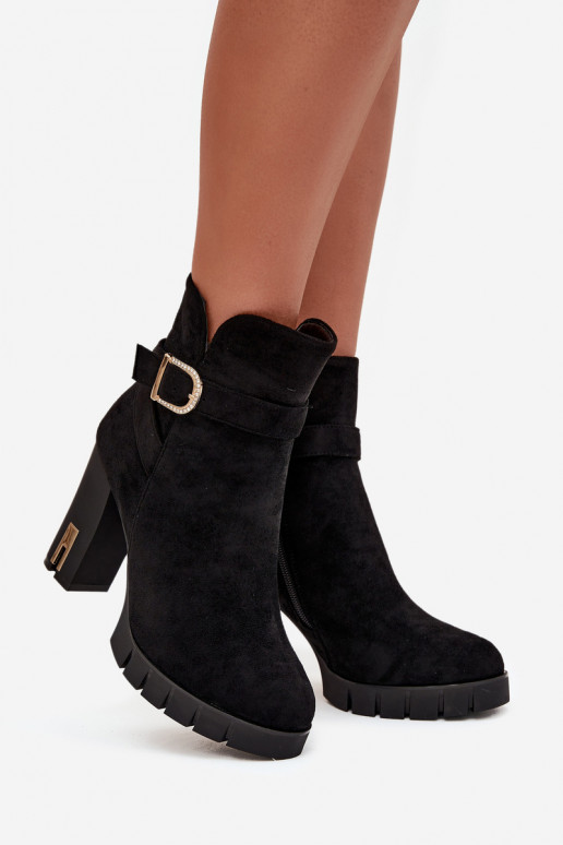 Bottines pour femmes chaudes avec boucles, noires Nolivira