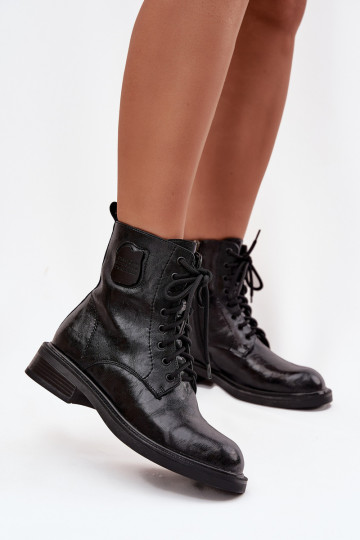 Bottes de travail pour femmes en simili cuir noir avec détails décoratifs Tai turiciejka K7180-01