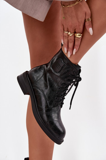 Bottes de travail pour femmes en simili cuir noir avec détails décoratifs Tai turiciejka K7180-01 2