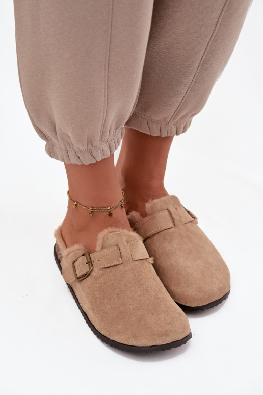 Sabots chauds pour femmes beiges avec fourrure à l'intérieur et boucles Sylisse