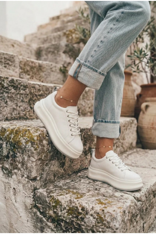 Baskets blanches pour femmes avec plateforme GOE SS2N4021