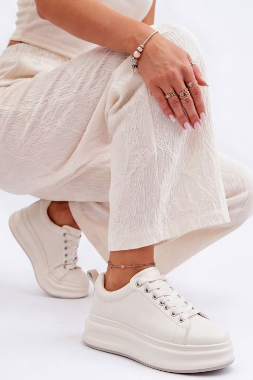 Baskets blanches pour femmes avec plateforme GOE SS2N4021