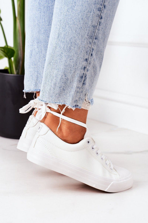 Baskets en cuir pour femmes blanches Mega