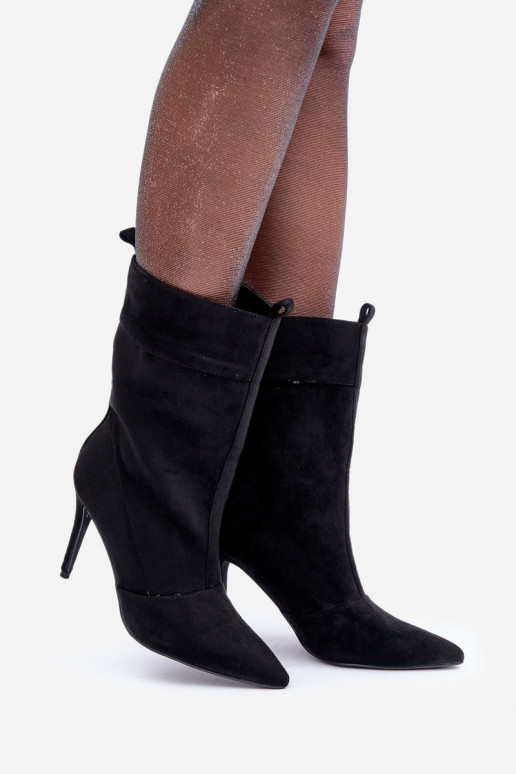 Bottines à talons fins en noir Ellinore
