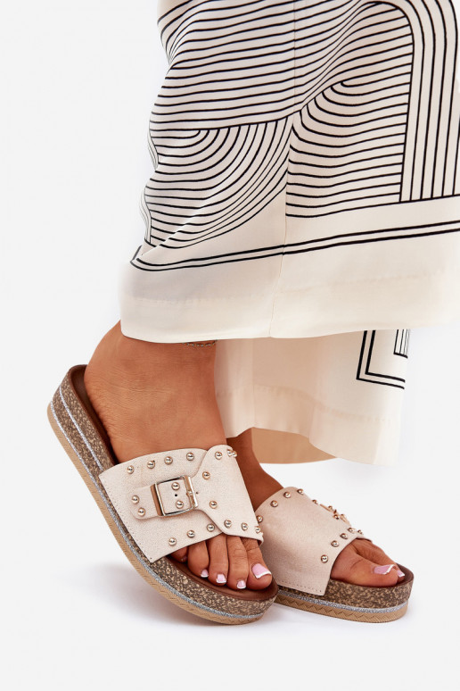 Chaussons pour femmes avec plateforme, boucles et pointes couleur sable Nusithia