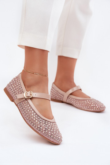 Ballerines décorées avec des sangles et des boucles couleur sable Avirae 2