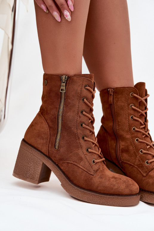 Bottes de cheville pour femmes isolées avec lacets et fermetures éclair en marron Paressa