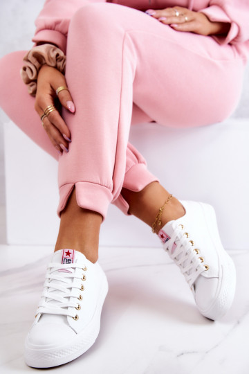 Chaussures décontractées classiques pour femmes en blanc et or Ecoma 2