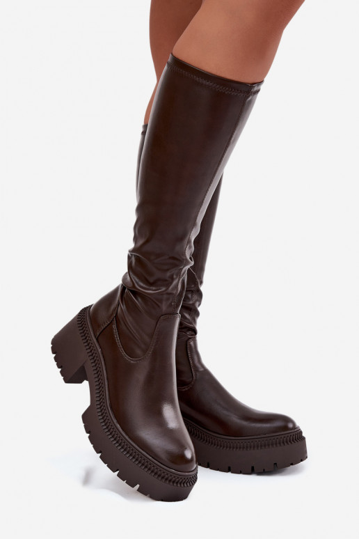 Bottes hautes pour femmes sur talons épais et plateforme en brun Florinne