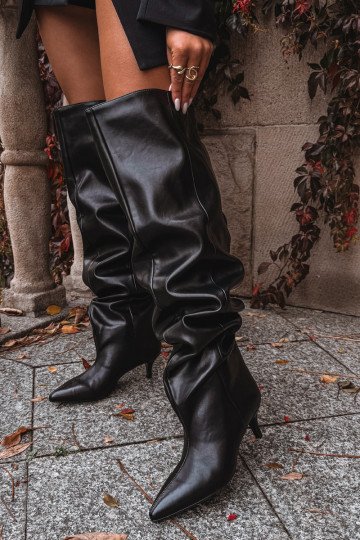 Bottes hautes pour femmes à enfiler avec talons fins en noir Ysolienne
