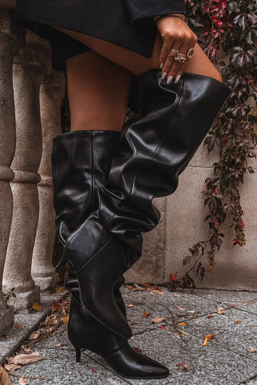 Bottes hautes pour femmes à enfiler avec talons fins en noir Ysolienne